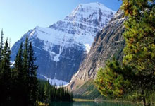 巴萨4-4马竞,这是1997年3月以来两队首次至少有8个进球的比赛.